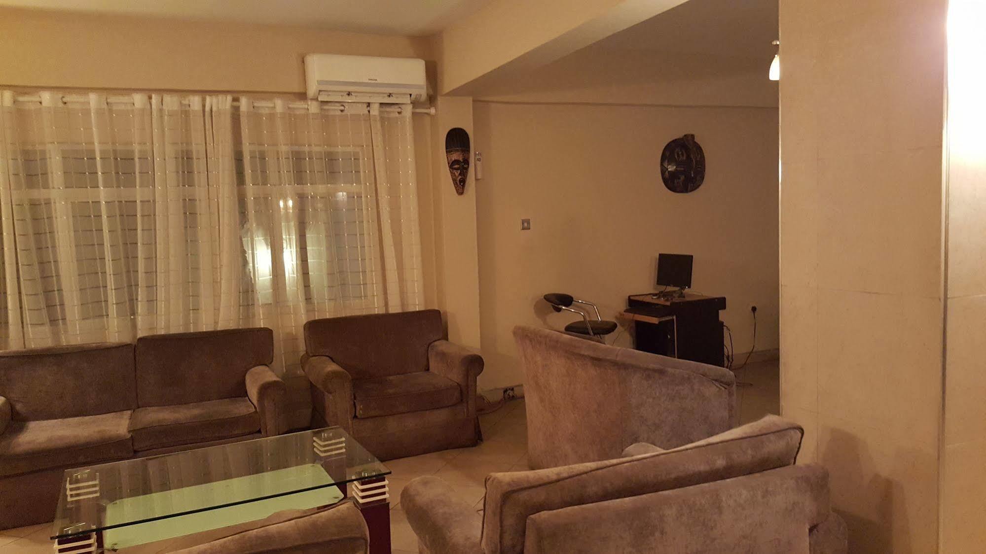 Golden Gate Hotel Kumasi Exterior photo